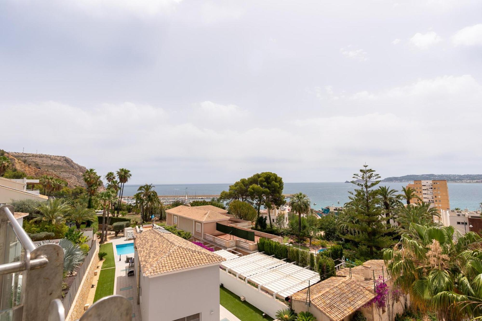 Вилла Javea Port Townhouse With Amazing Sea Views & Communal Pool Экстерьер фото